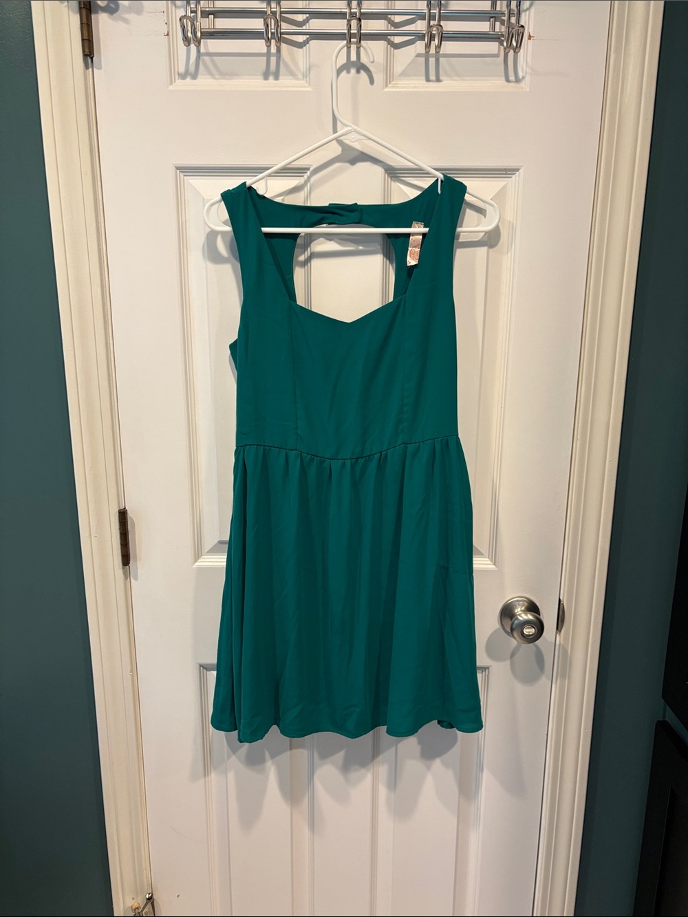 Preavett Green Sleeveless Dress